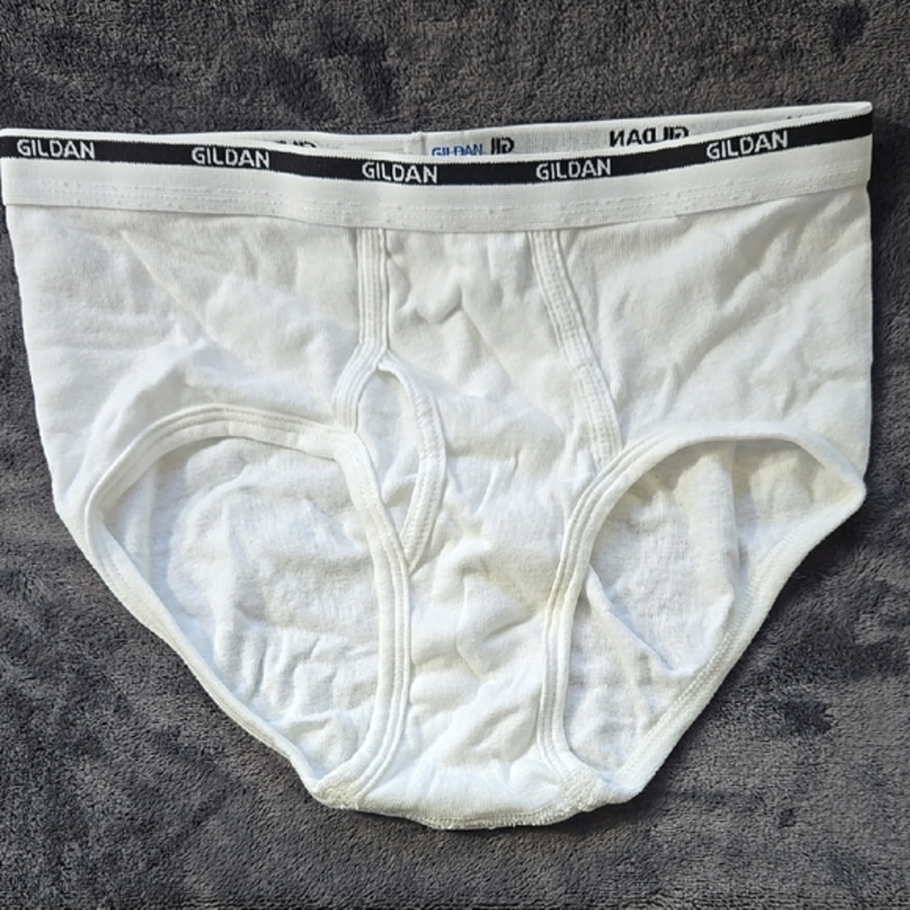 Gildan White Briefs Soft Cotton Fabric Classic Cut